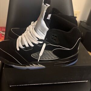 Metallic Jordan 5